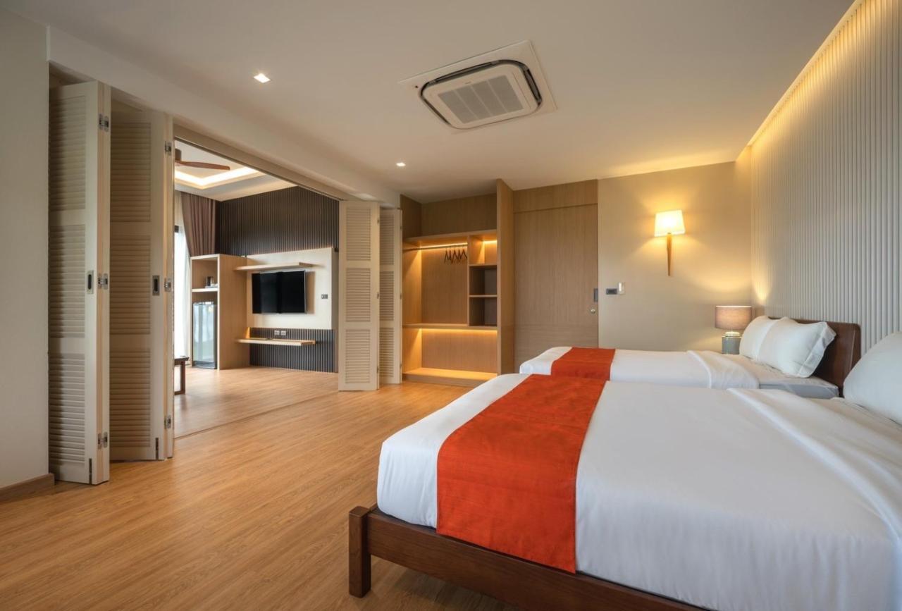 Ban Saithong Beach Resort Bang Saphan Noi Exteriör bild