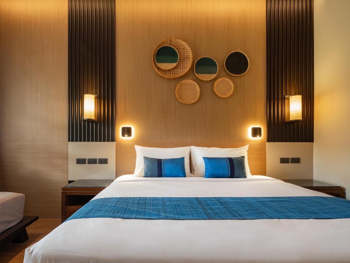 Ban Saithong Beach Resort Bang Saphan Noi Exteriör bild
