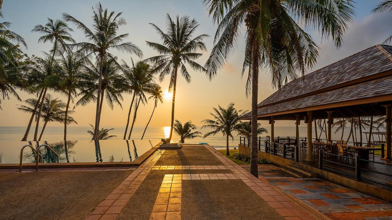Ban Saithong Beach Resort Bang Saphan Noi Exteriör bild