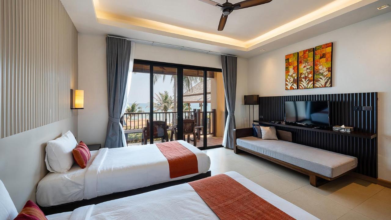 Ban Saithong Beach Resort Bang Saphan Noi Exteriör bild